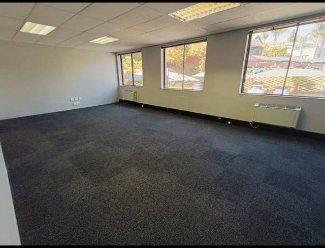 BUSINESS PROPERTY TO RENT IN BRYANSTON